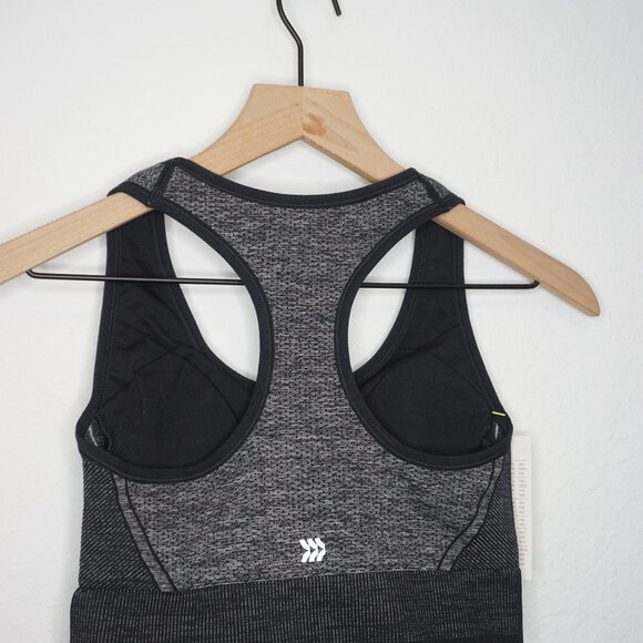 All in Motion Woman Sports Bra - Picture 9 of 11
